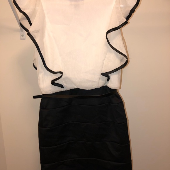 Dress 3/$15 ‼️ - Picture 2 of 2